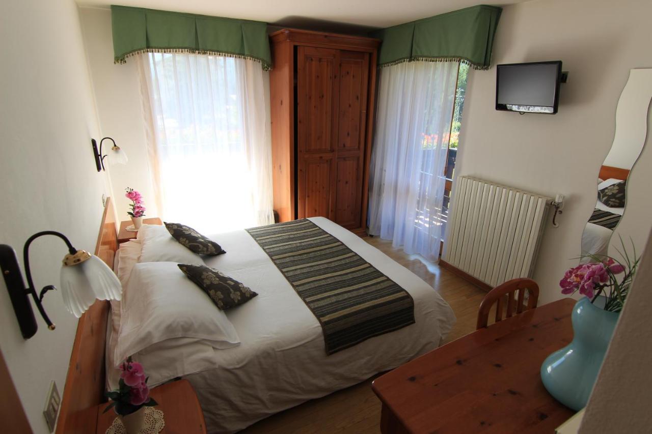Albergo Ristorante Cacciatori Auronzo di Cadore Eksteriør billede