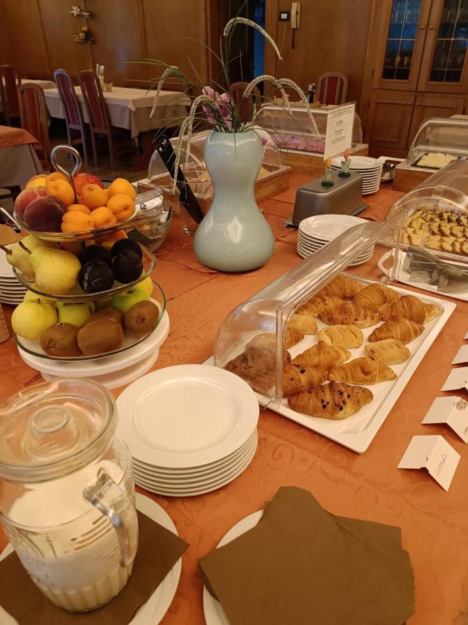 Albergo Ristorante Cacciatori Auronzo di Cadore Eksteriør billede