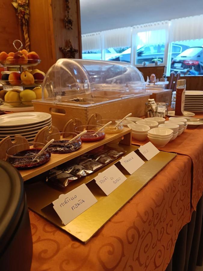 Albergo Ristorante Cacciatori Auronzo di Cadore Eksteriør billede
