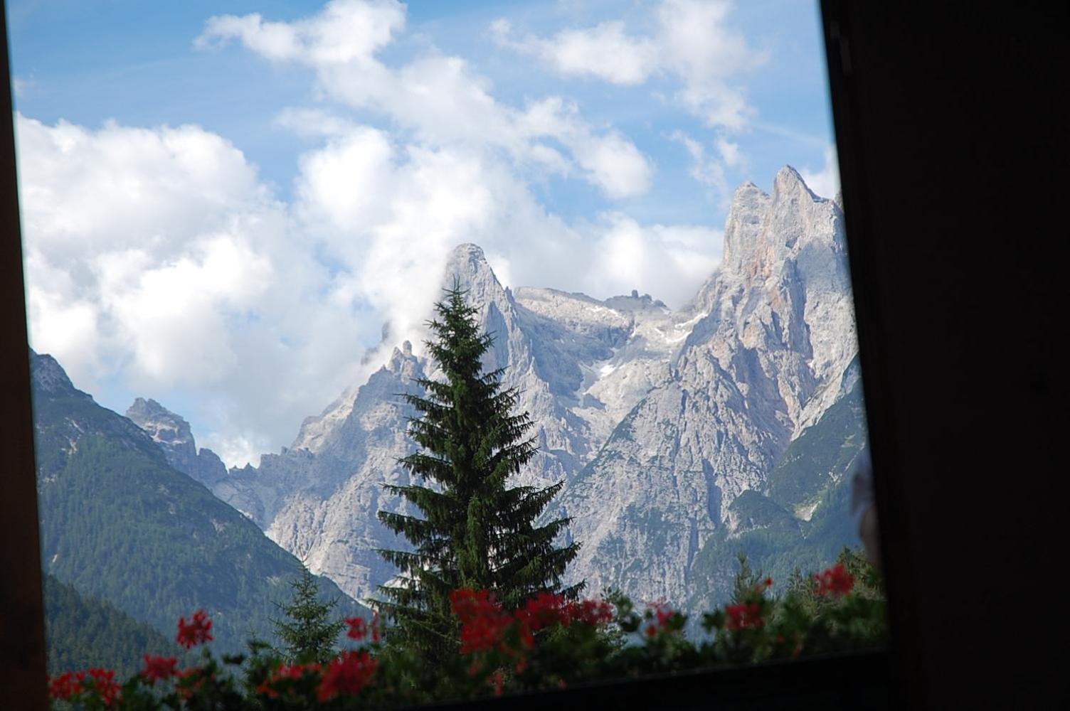 Albergo Ristorante Cacciatori Auronzo di Cadore Eksteriør billede