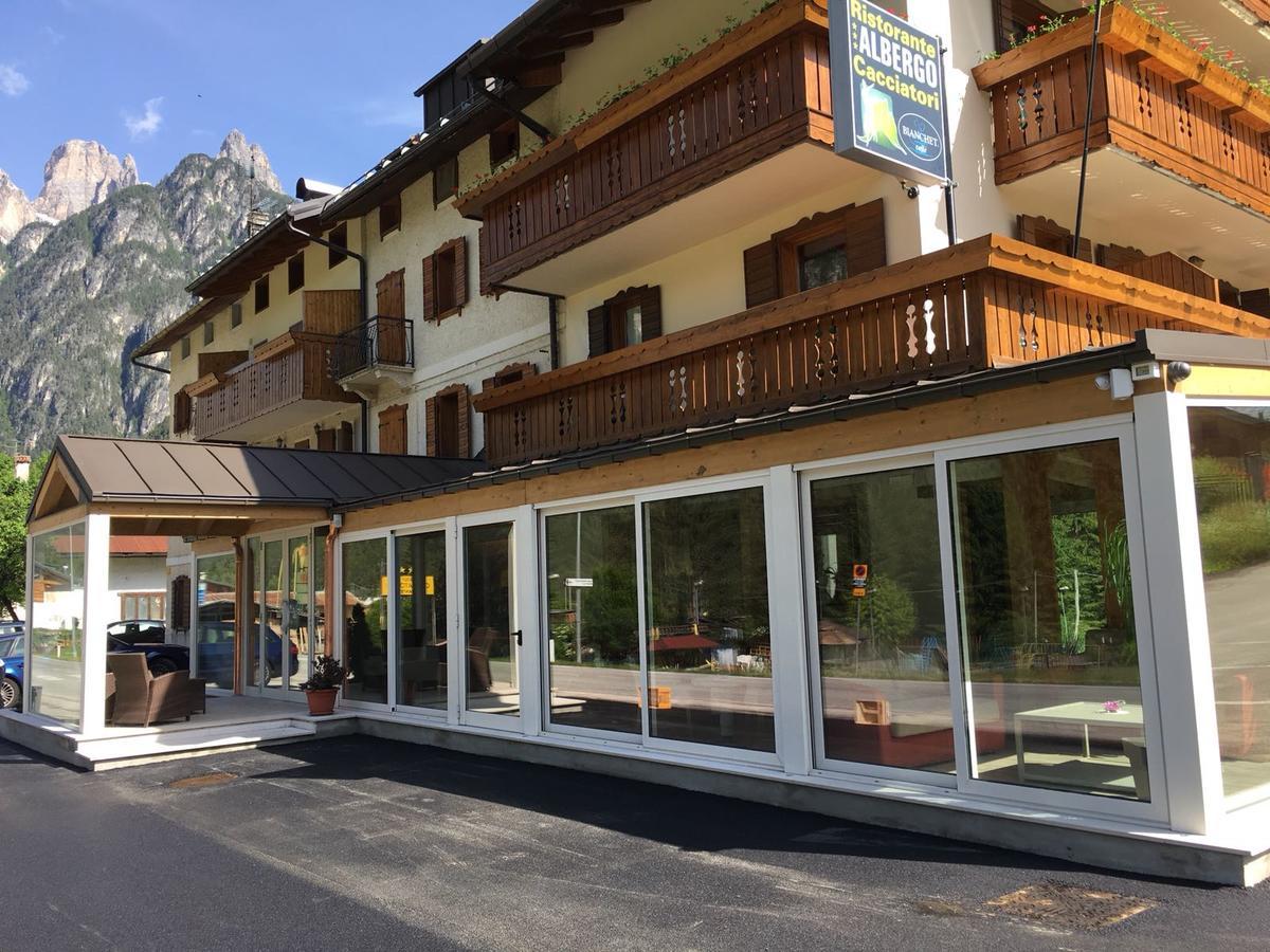 Albergo Ristorante Cacciatori Auronzo di Cadore Eksteriør billede