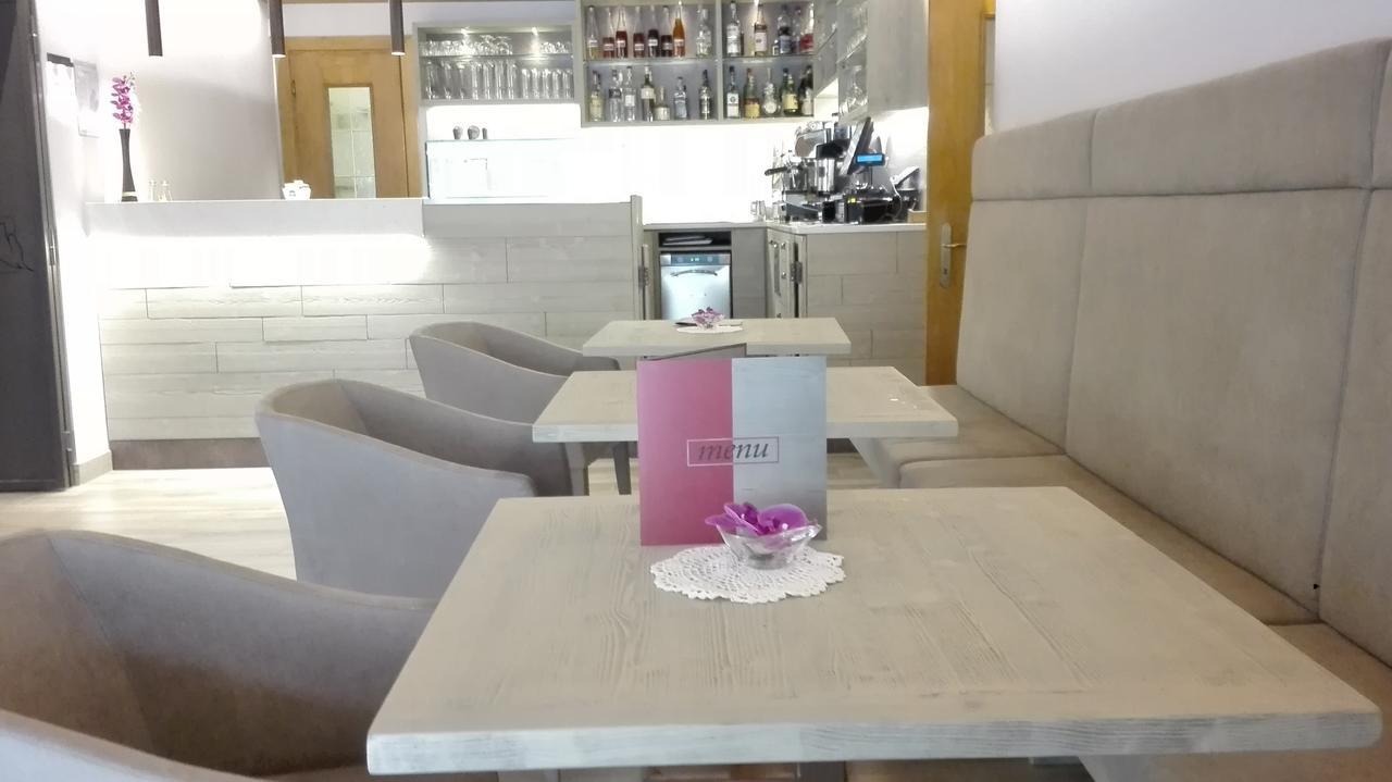 Albergo Ristorante Cacciatori Auronzo di Cadore Eksteriør billede