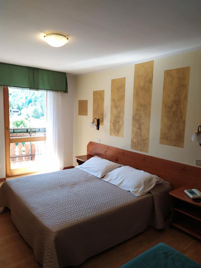 Albergo Ristorante Cacciatori Auronzo di Cadore Eksteriør billede